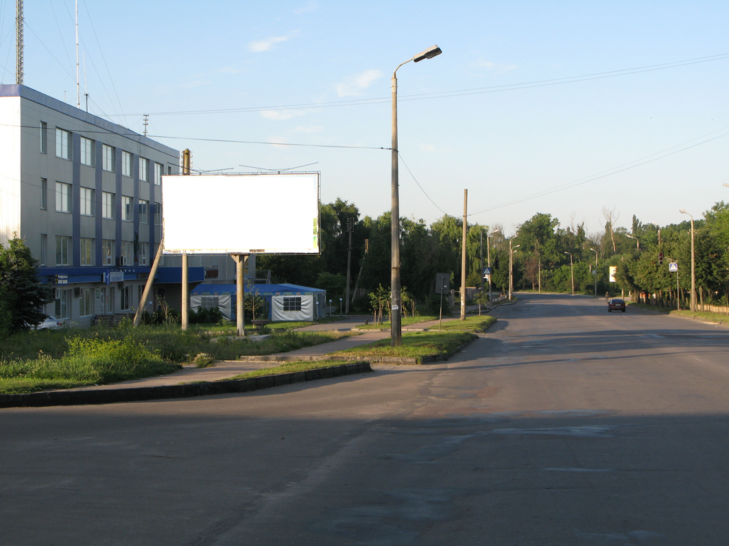 ул.Ленина 76 (Кож.завод, выезд из Бердичева)